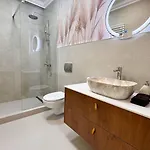 Διαμέρισμα Sunrise Mad Luxury Residence- Heart